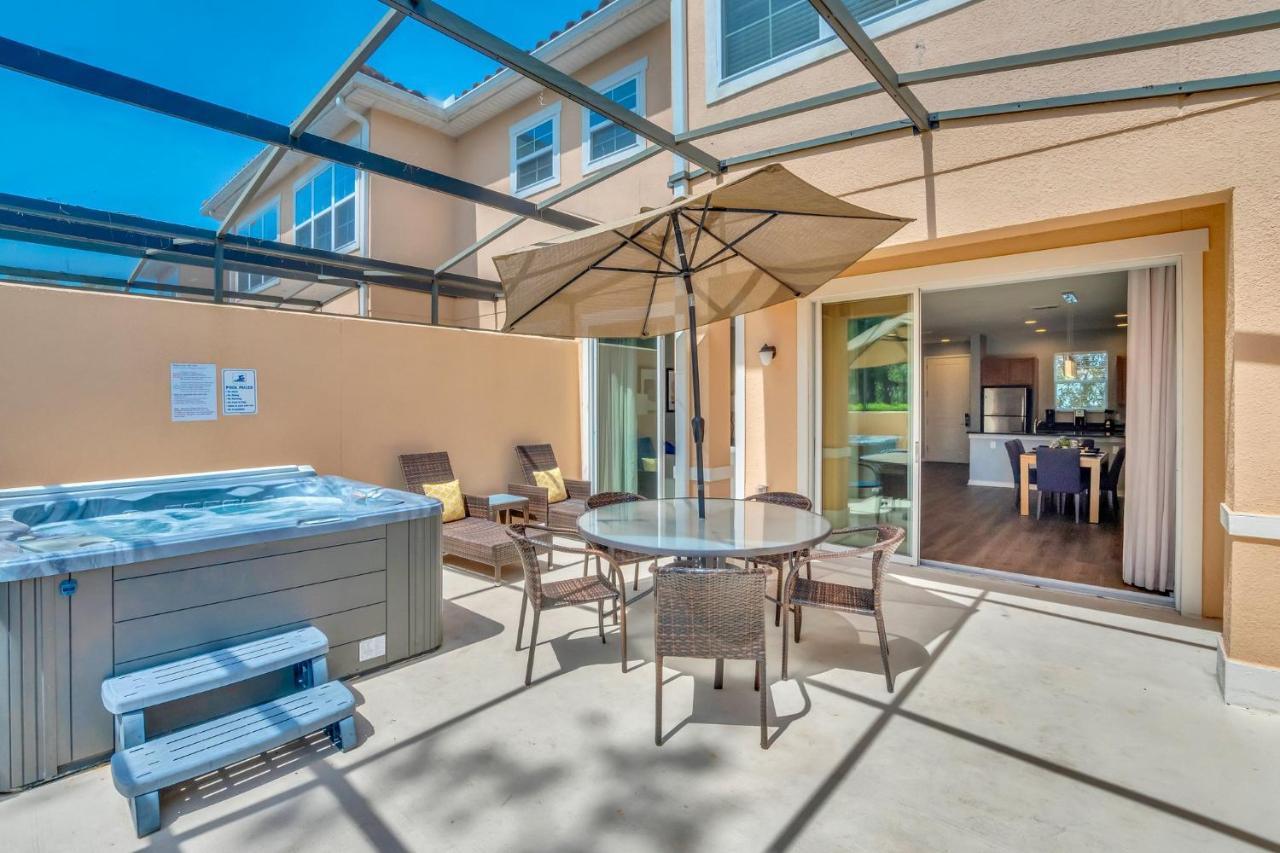 אורלנדו Upscale 2Br Lakefront Townhome - Private Hot Tub! מראה חיצוני תמונה